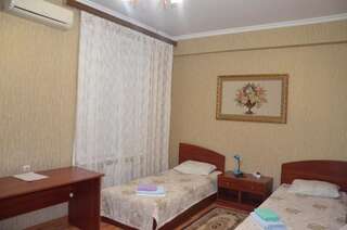 Гостиница Петровск Махачкала Стандартный двухместный номер с 1 кроватью или 2 отдельными кроватями-1